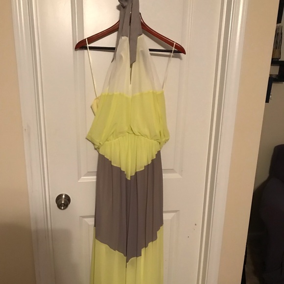 Floor Length Vince Camuto Halter Dress!! - Picture 8 of 8